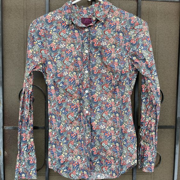 J Crew Liberty Fabrics floral button-down shirt, in Elderberry print - Picture 2 of 5